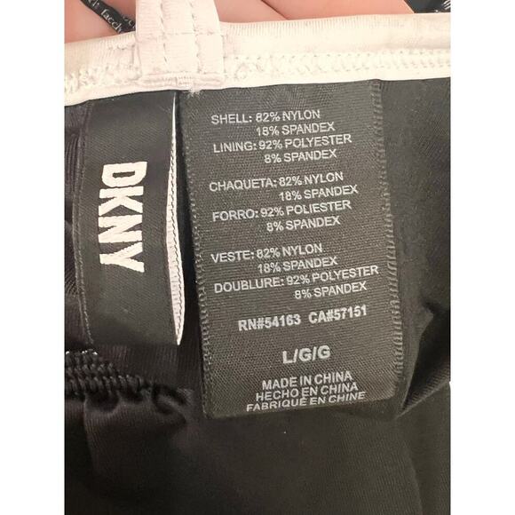 NWT DKNY Newsprint Graphic T-Back One-Piece Swimsuit Black/White Women's Large - Picture 7 of 7